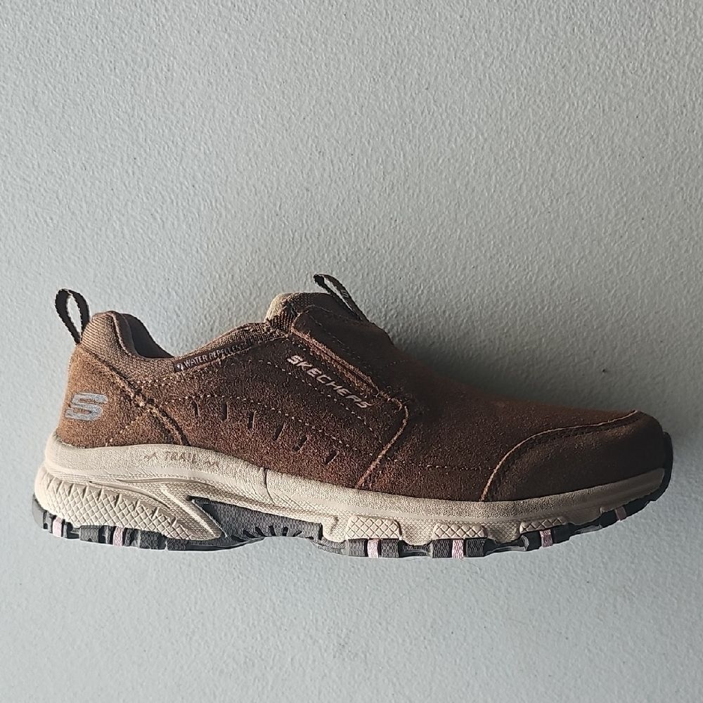 Skechers Brown Athletic Shoes with Durable Design